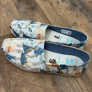 Disney Toms
